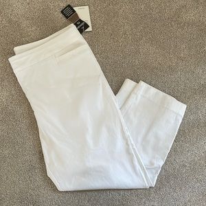 Ultimate fit white stretch capris